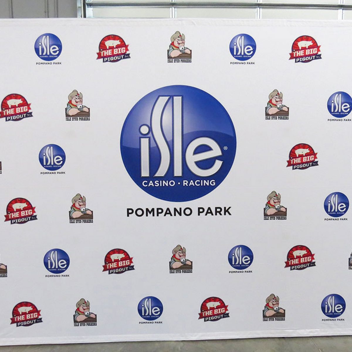 17) 10ft Straight Popup Tension Fabric