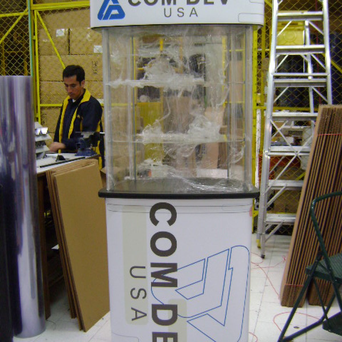 1) Circular Glass Kiosk