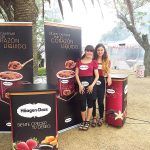 1) Banner stand and Counter Kit