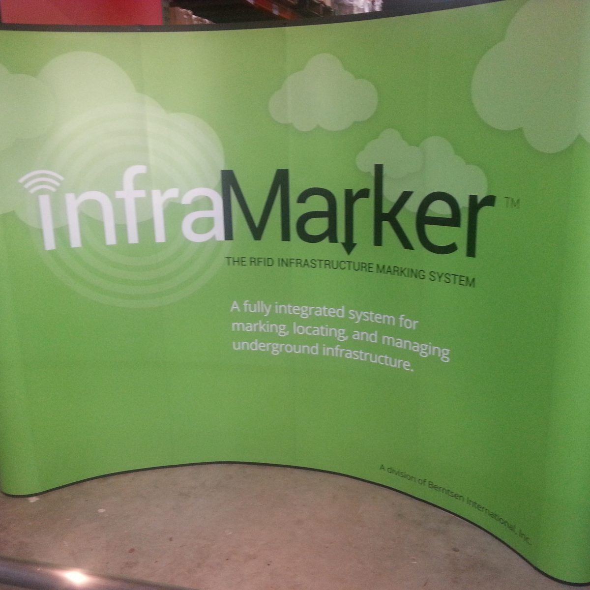 3) 10ft Curved Pop Up