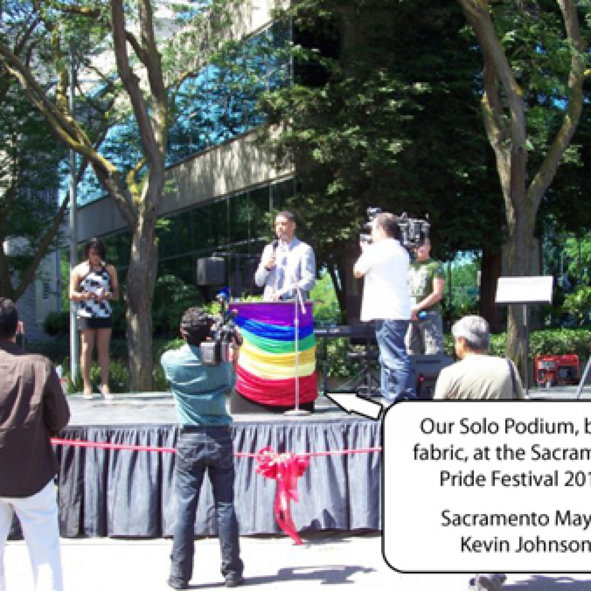 12) SOLO w/ Draped Graphic