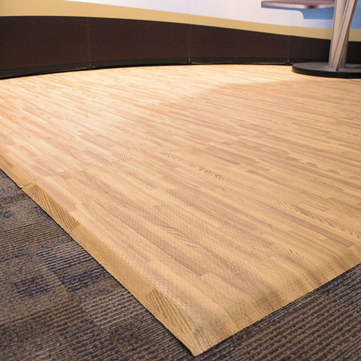 3) Hardwood Comfort Tile